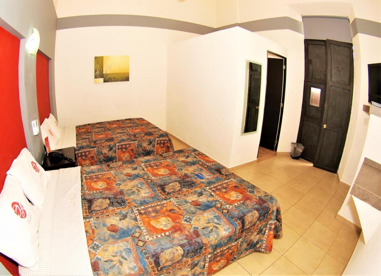 Hotel Jorge Alejandro กัวดาลาฮารา ภายนอก รูปภาพ