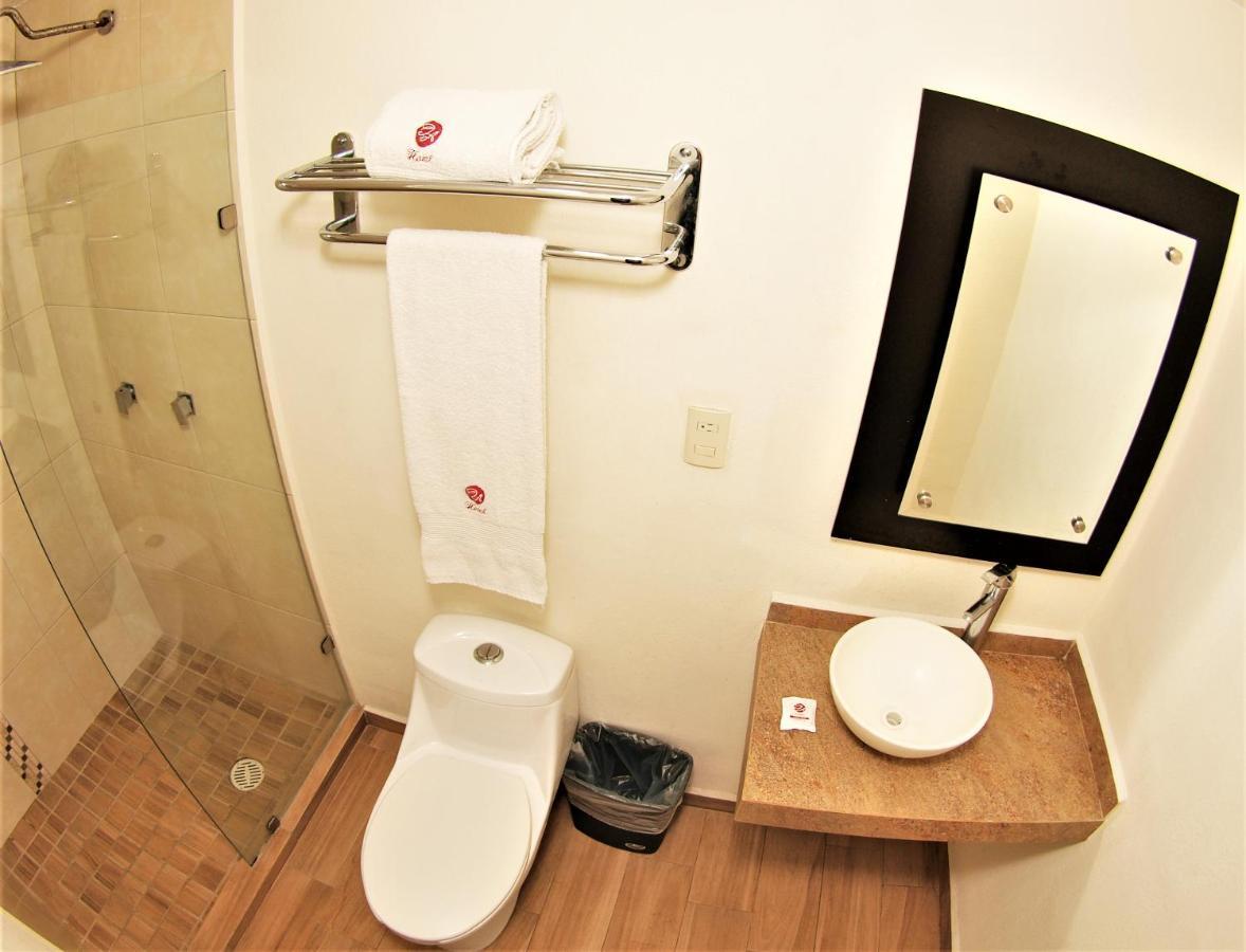 Hotel Jorge Alejandro กัวดาลาฮารา ภายนอก รูปภาพ