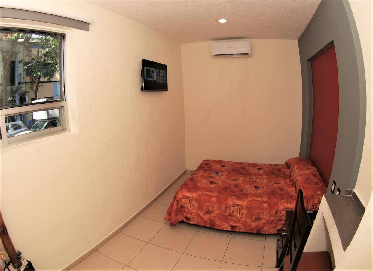 Hotel Jorge Alejandro กัวดาลาฮารา ภายนอก รูปภาพ