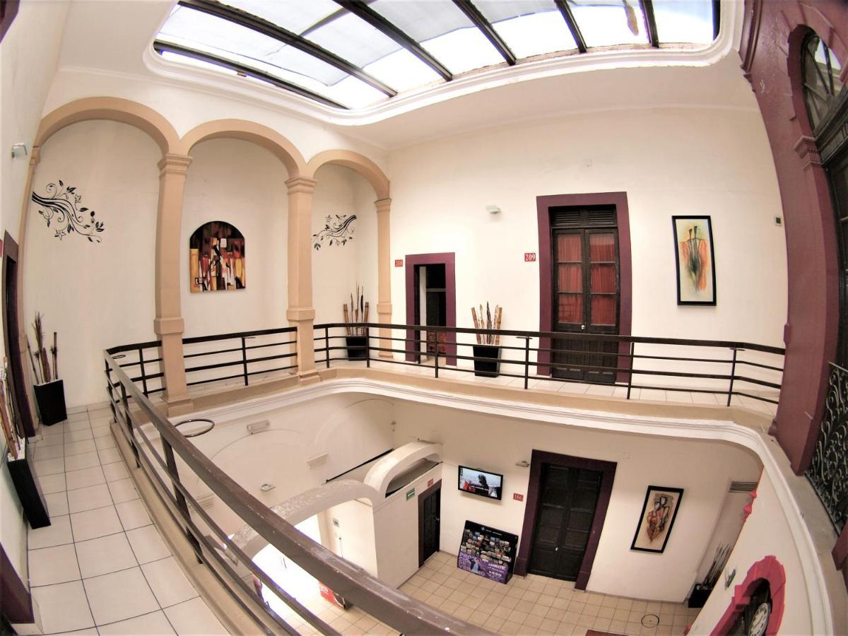 Hotel Jorge Alejandro กัวดาลาฮารา ภายนอก รูปภาพ