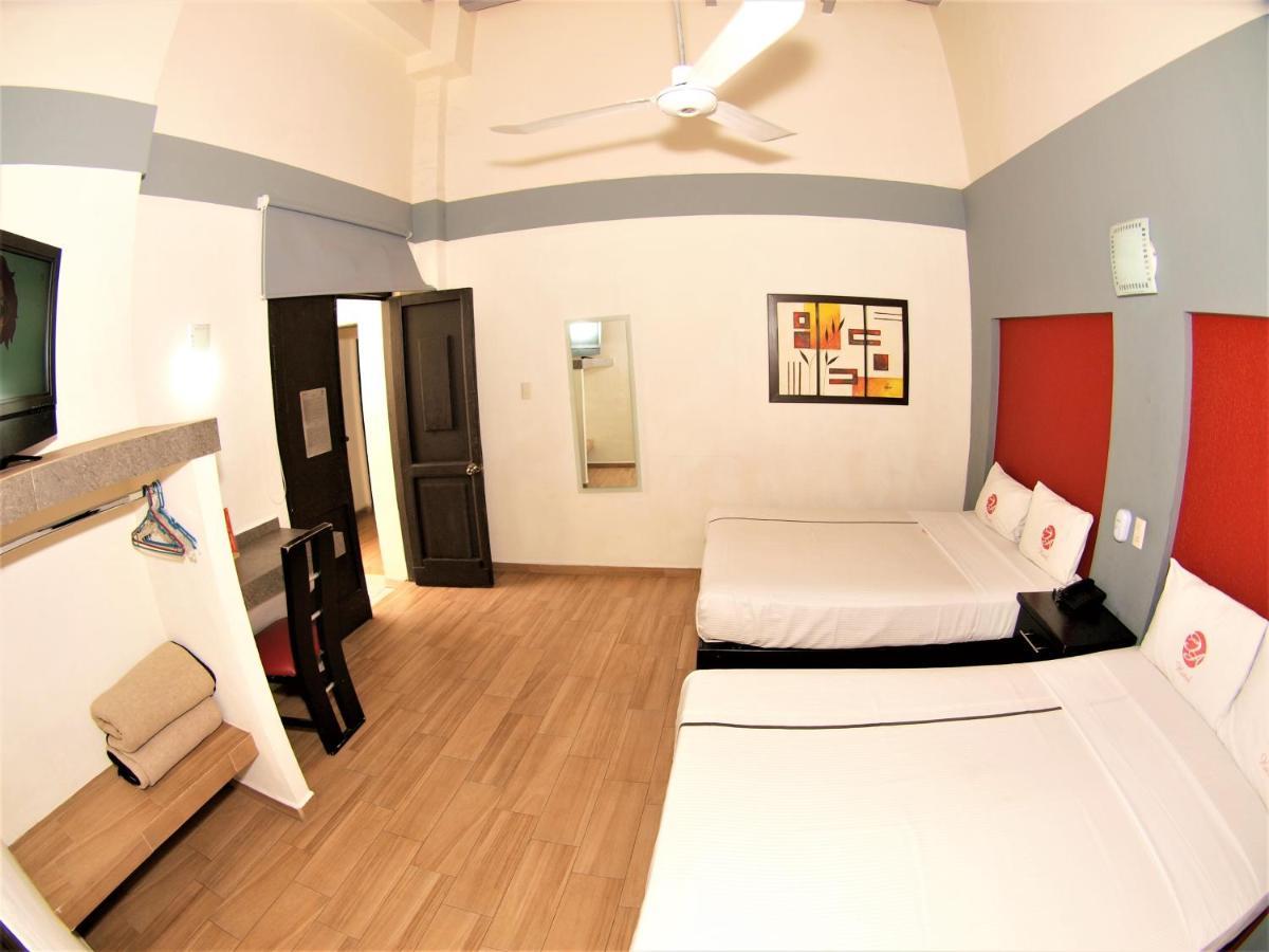 Hotel Jorge Alejandro กัวดาลาฮารา ภายนอก รูปภาพ